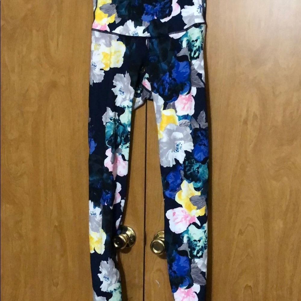 Old navy active long leggings floral